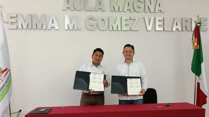 UIET Signan Convenio De Colaboración Con El IAP.